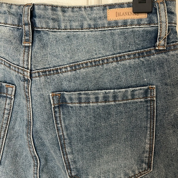 NWOT BLANK NYC Madison Crop High Rise Jean Size 28 - Picture 3 of 10